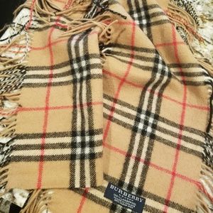 Burberry wool check scarf
